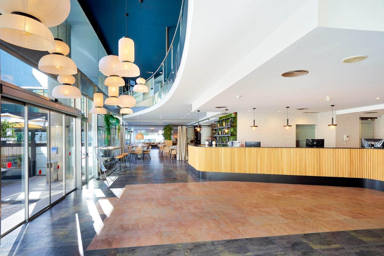Recepción Hotel Euromaster Málaga